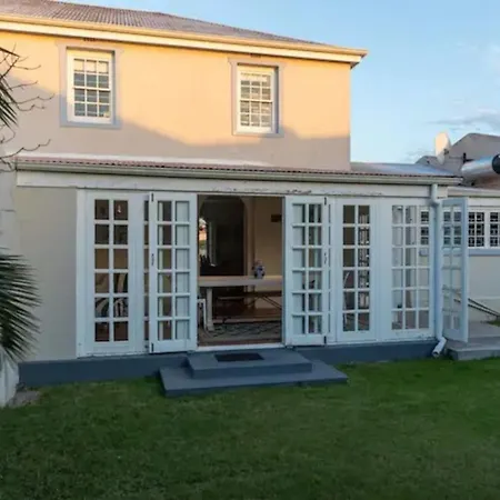 Langebaan 4 Bedroom Holiday Home Exterior photo