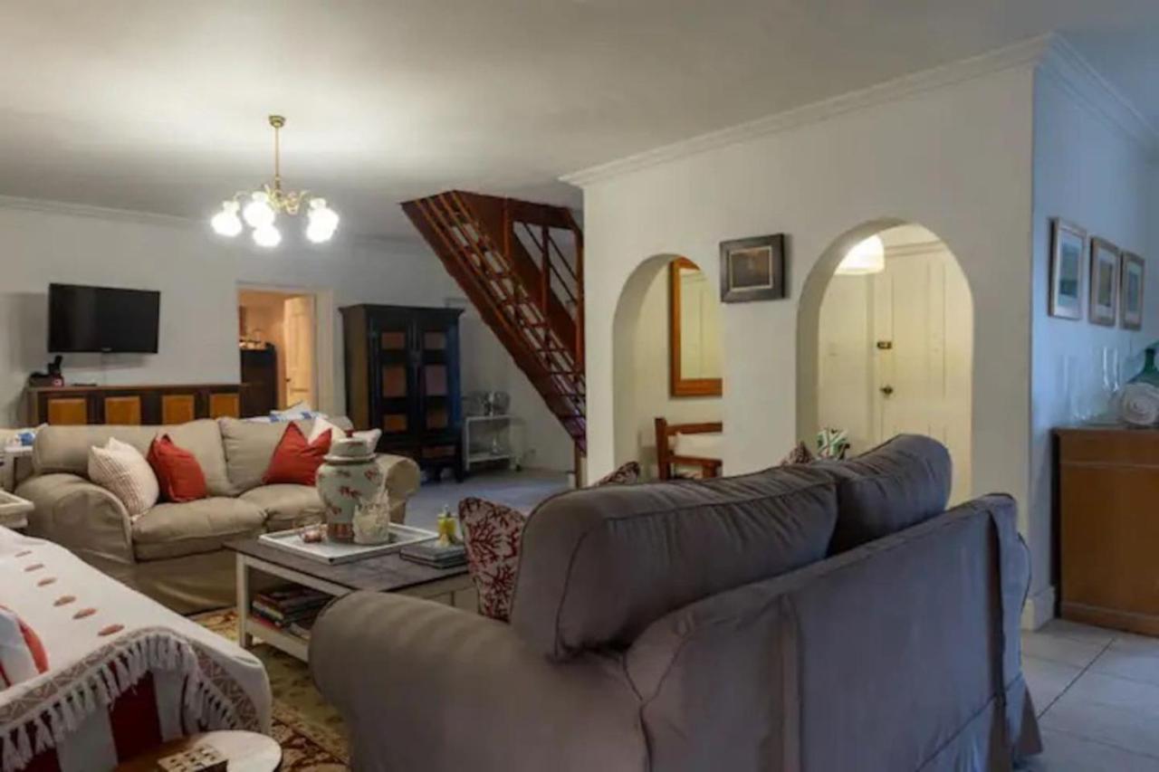 4 Bedroom *