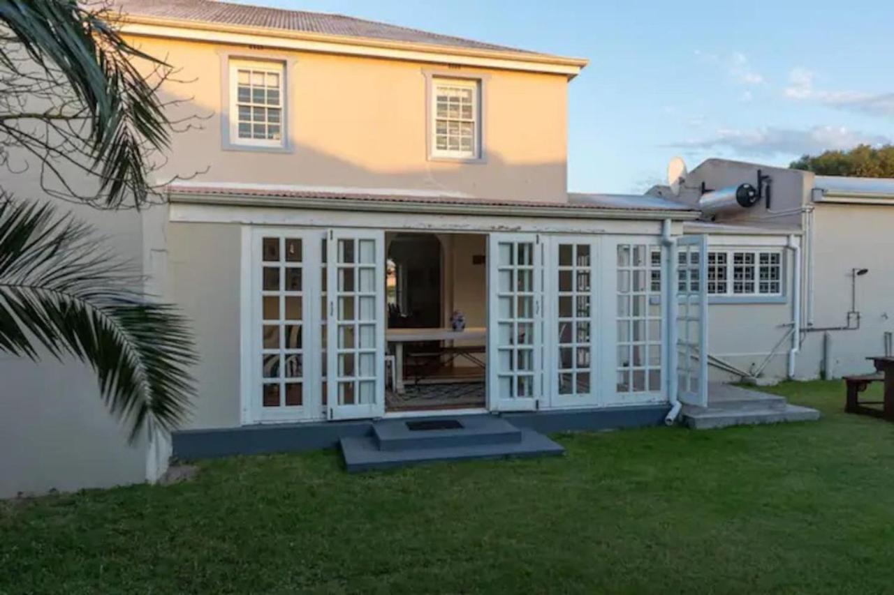 4 Bedroom *